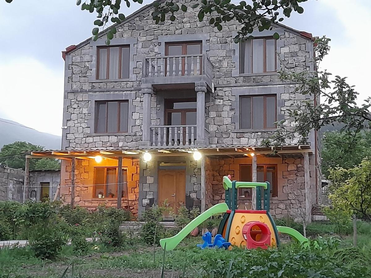Zartonq Hotell Tat'ev Exteriör bild