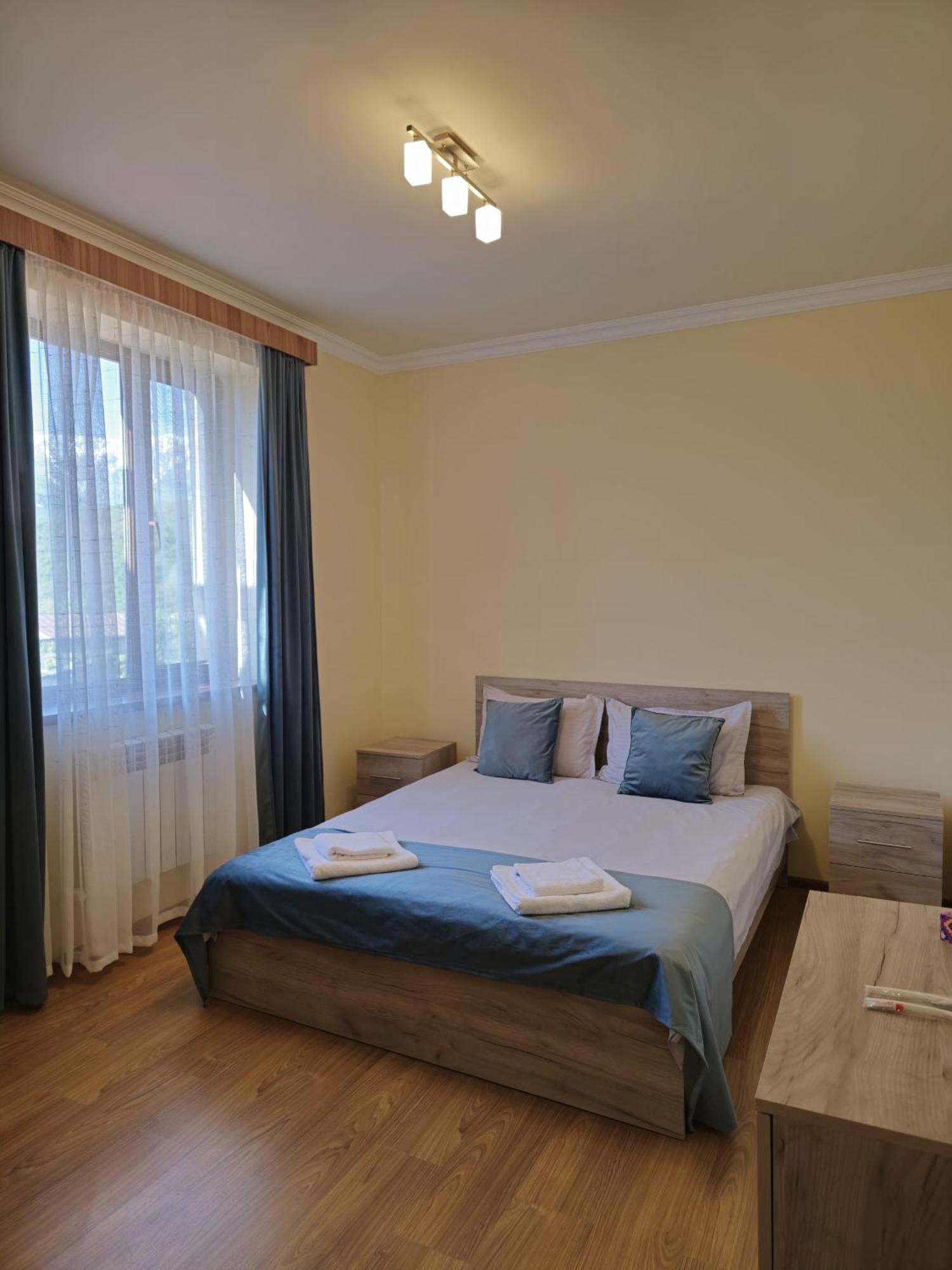 Zartonq Hotell Tat'ev Exteriör bild