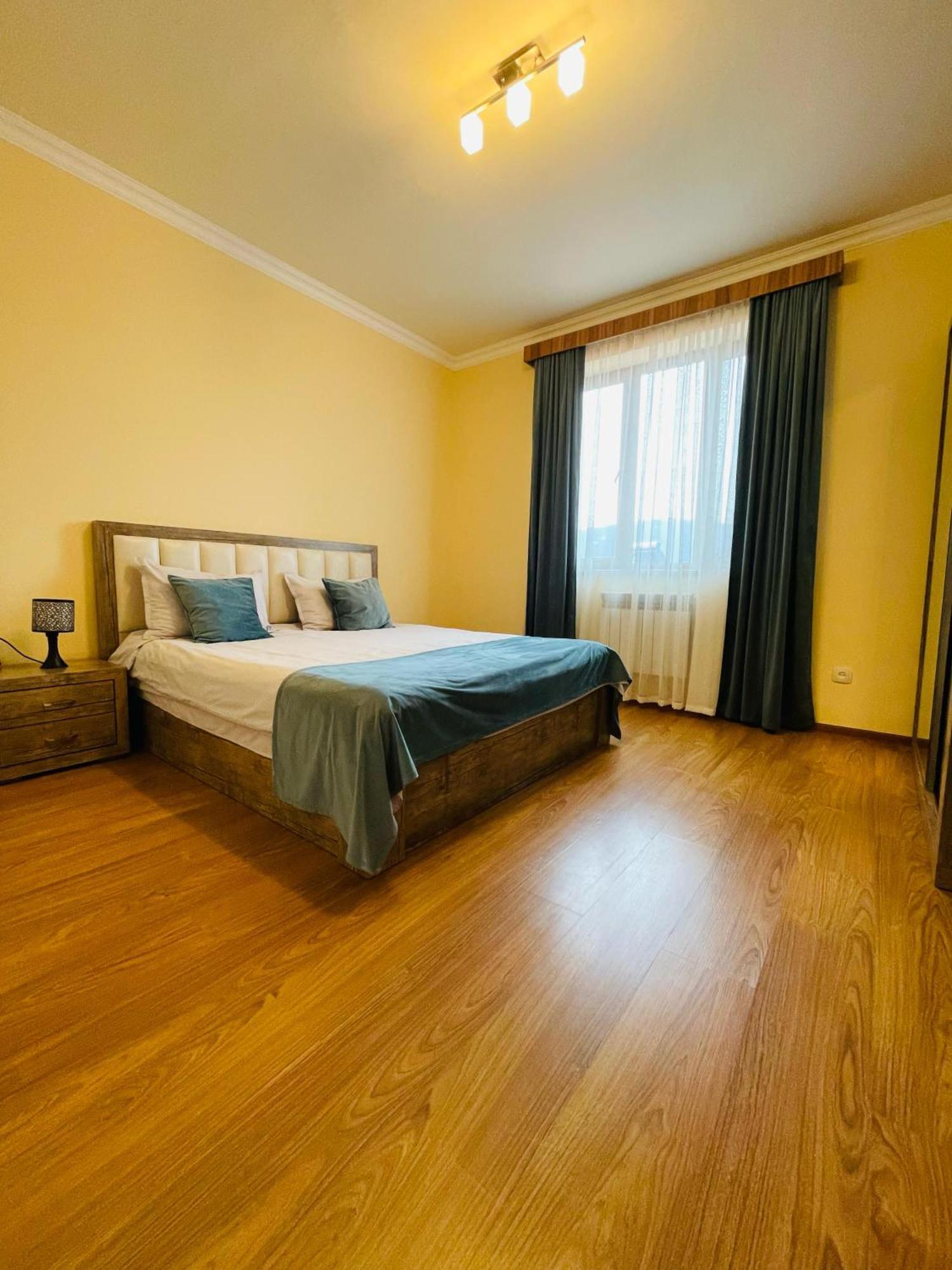 Zartonq Hotell Tat'ev Exteriör bild